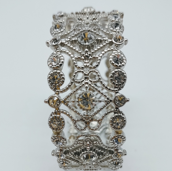 Vintage Rhinestone Silver Tone Metal Filigree Stretch Bracelet - Picture 7 of 7